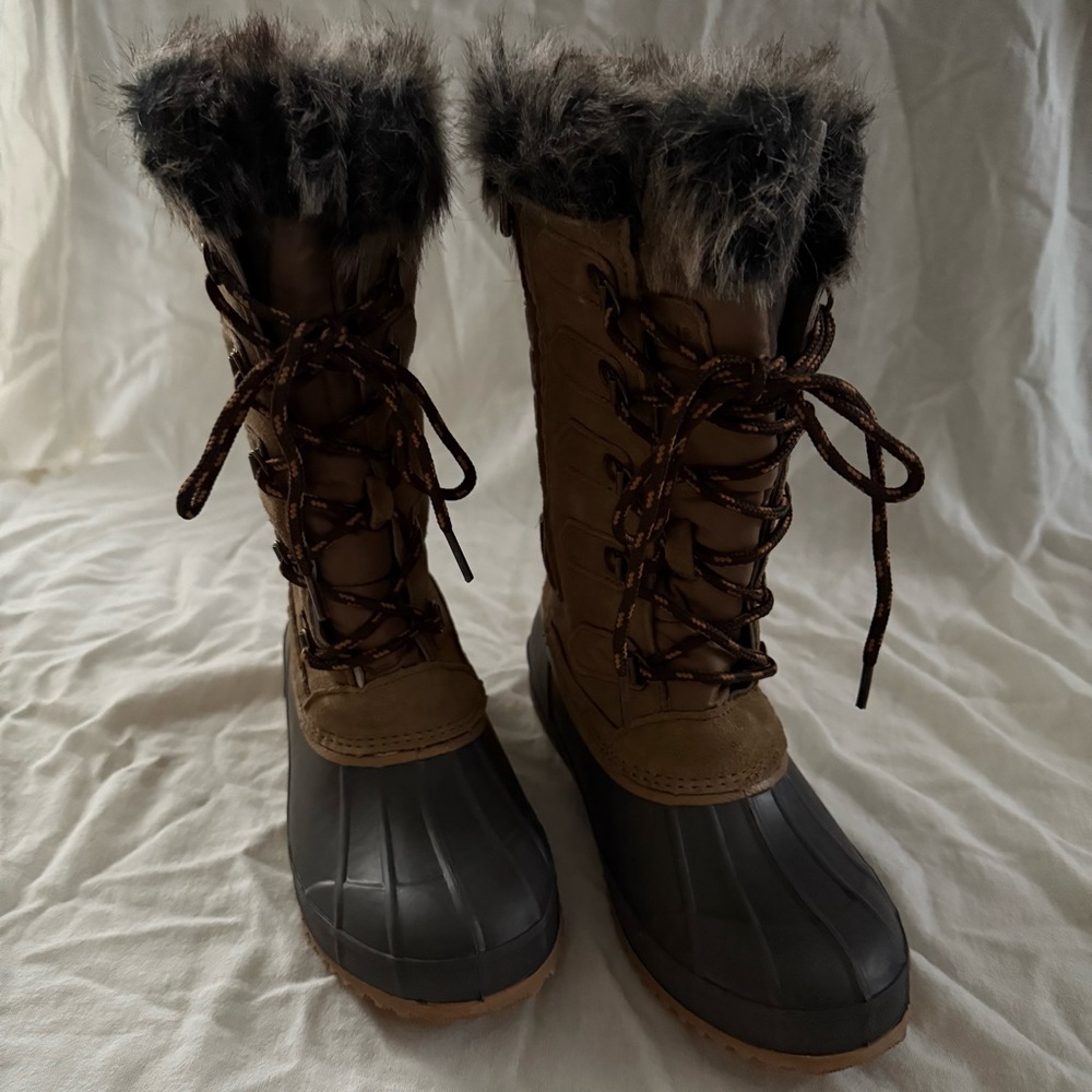 Khombu Brown Lace-up Winter Boot Size 6